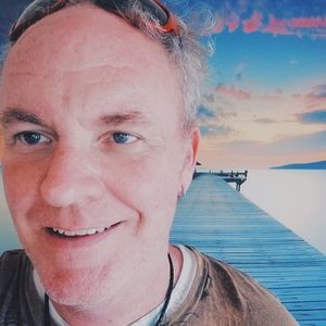 Meet your Posher, Derek